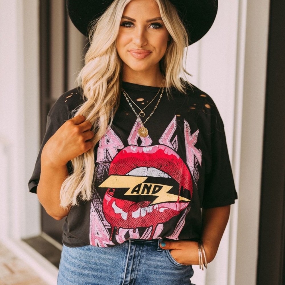 Rock And Roll Lips Lightening Graphic Tee Distress - Picture 2 of 5